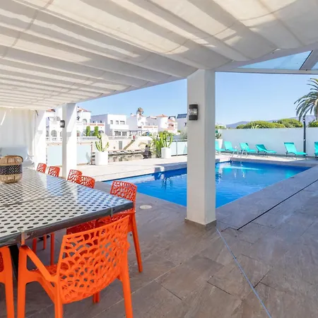 V028 - Empuries Villa *