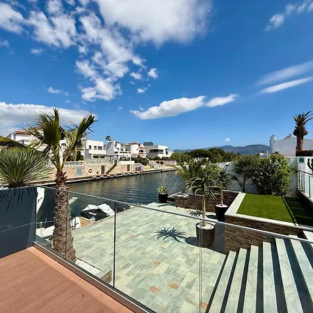 Villa V028 - Empuries