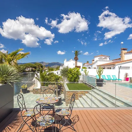 Villa V028 - Empuries